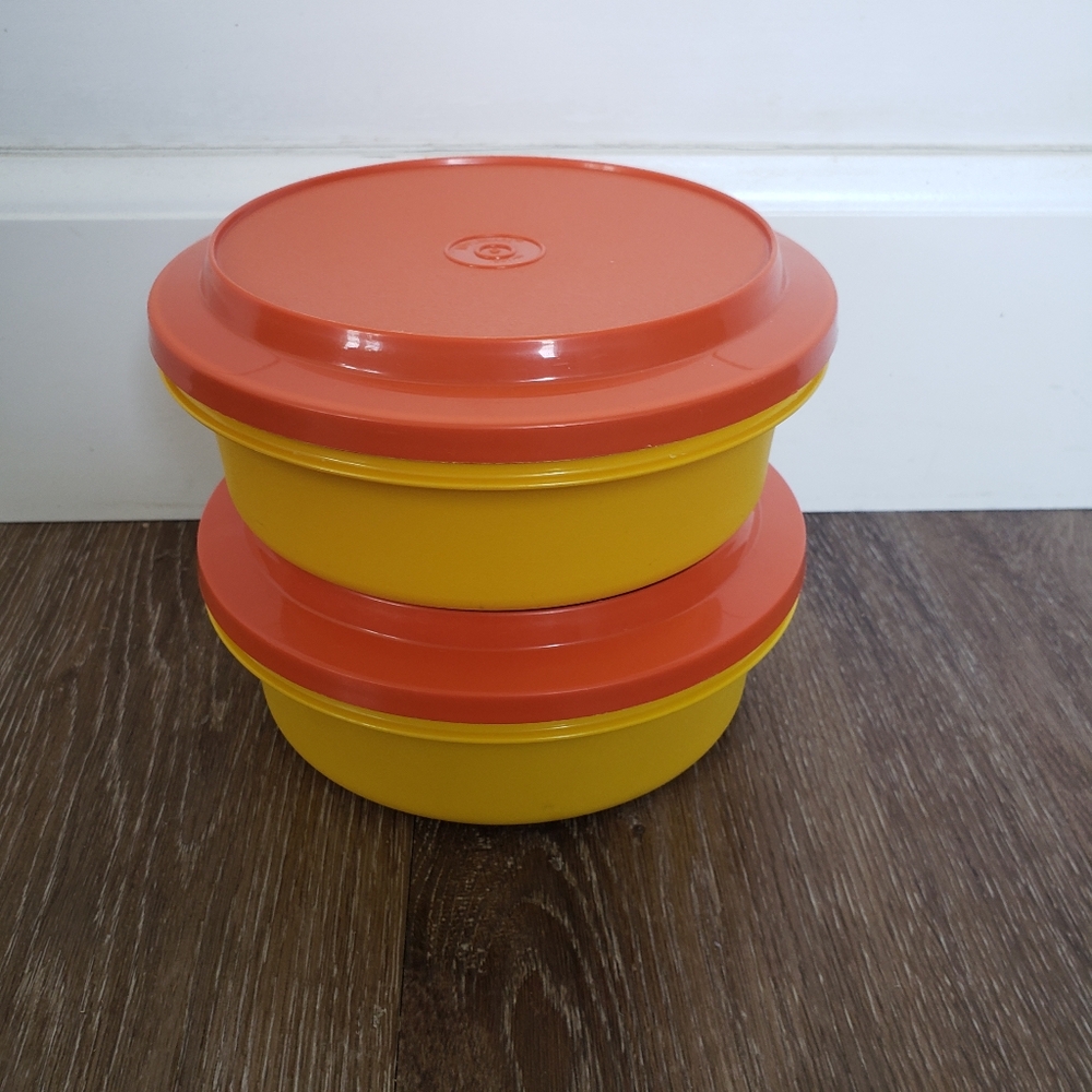 Vintage Tupperware Seal N Serve Travel Plate & Bowl Yellow Orange set of 2, 1207